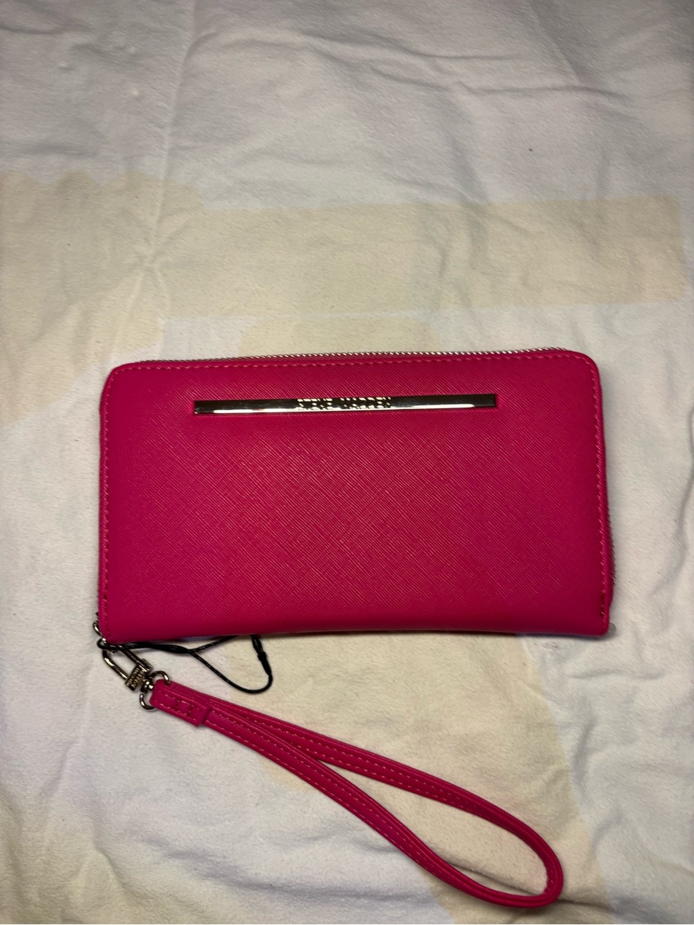 Steve Madden Fuchsia Pink Wristlet Wallet with Full Zip Closure - NWOT